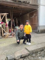 爱心传递暖童心 真情关爱儿童成长 